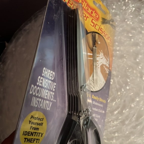 NWT muti-blade shredder scissors (sheers). Never used. In original packaging - Picture 5 of 6